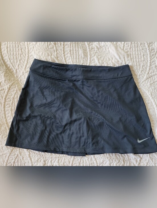 Nike Dresses & Skirts - Nike Golf  Black Tour Performance Golf Skirt with Silver Swoosh
